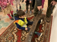 9931