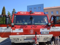16048