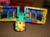 3852