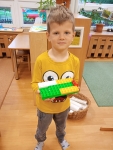 7549